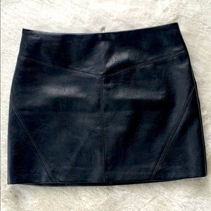 Leather Skirt🤩
